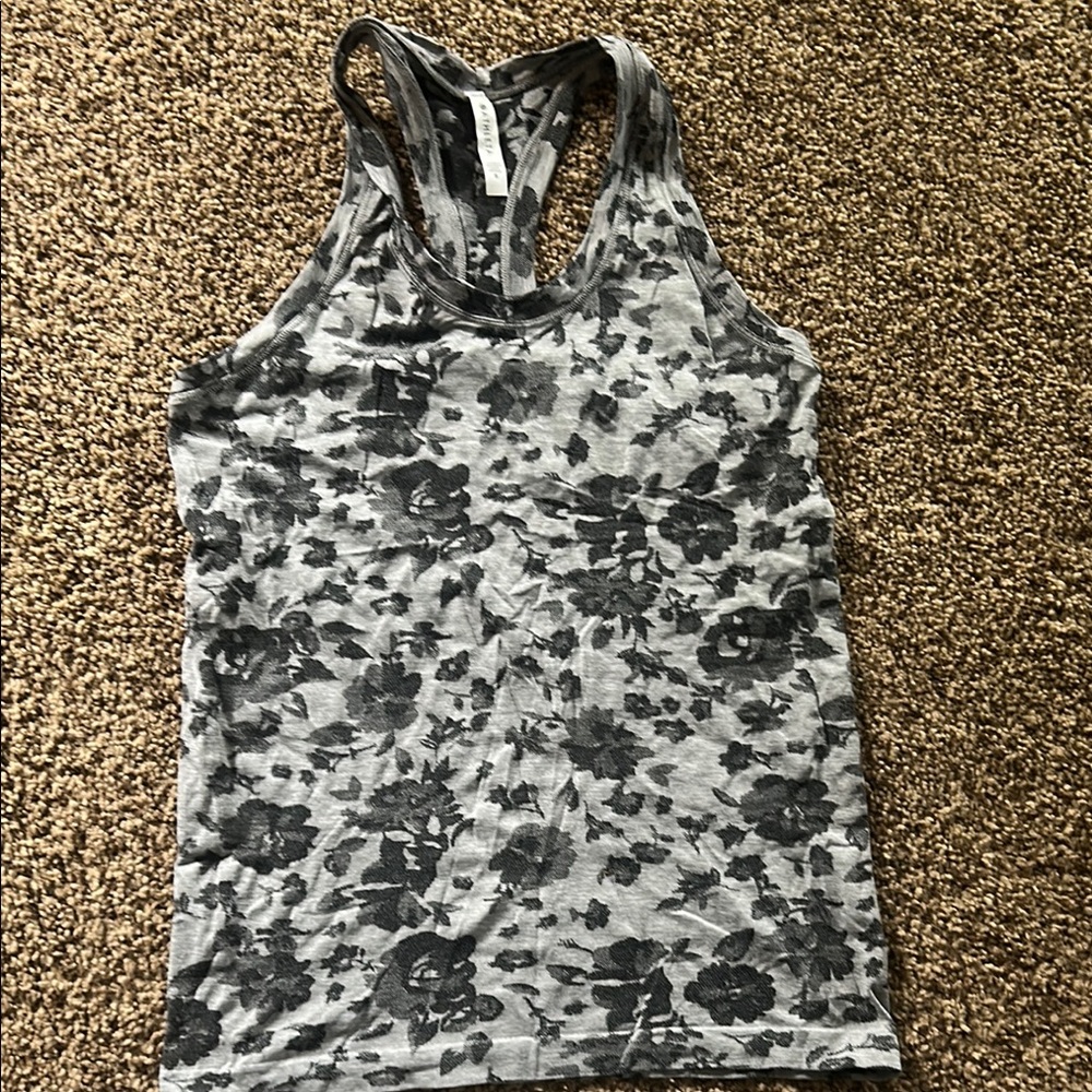 Athleta Gray and Black Fitted Tank Top Size Small